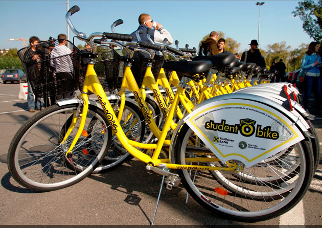 O sută de biciclete pentru studenții clujeni prin proiectul ecologic studentObike