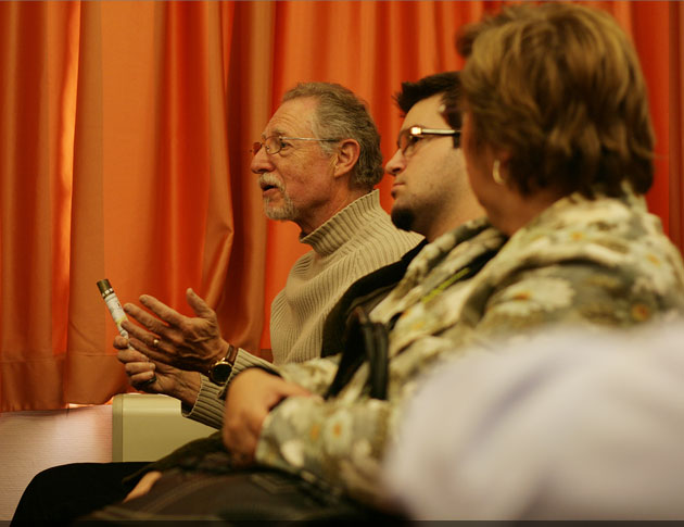 Pe tine ce te face să râzi?