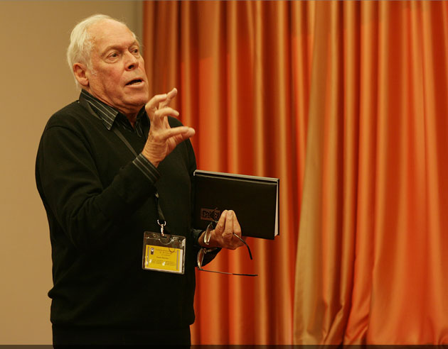 Pe tine ce te face să râzi?